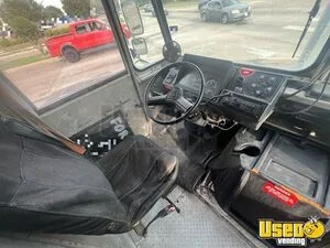 1997 P30 All-purpose Food Truck Interior Lighting Texas Diesel Engine for Sale