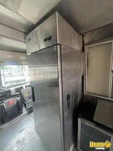 1997 P30 All-purpose Food Truck Interior Lighting Texas Diesel Engine for Sale