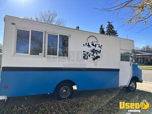 1997 P30 All-purpose Food Truck Michigan for Sale