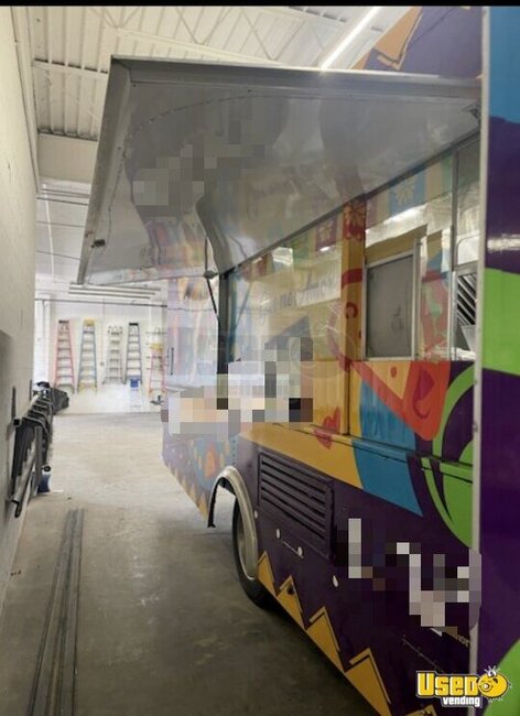 1997 P30 All-purpose Food Truck Missouri Diesel Engine for Sale