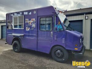 1997 P30 All-purpose Food Truck Oregon Diesel Engine for Sale