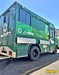 1997 P30 All-purpose Food Truck Pennsylvania Diesel Engine for Sale