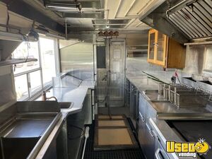 1997 P30 All-purpose Food Truck Stainless Steel Wall Covers Arizona Diesel Engine for Sale