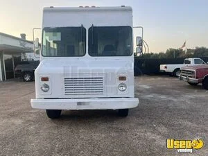 1997 P30 All-purpose Food Truck Stainless Steel Wall Covers Texas Diesel Engine for Sale