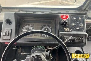 1997 P30 All-purpose Food Truck Triple Sink Texas Diesel Engine for Sale