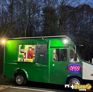 1997 P30 All-purpose Food Truck Virginia Diesel Engine for Sale