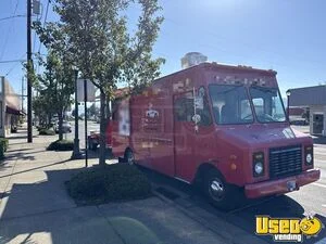 1997 P30 Barbecue Food Truck Spare Tire Oregon Gas Engine for Sale