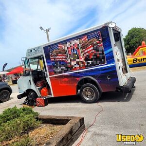 1997 P30 Ice Cream Truck Concession Window Florida Diesel Engine for Sale