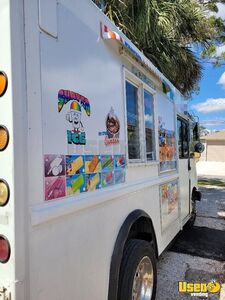 1997 P30 Ice Cream Truck Diamond Plated Aluminum Flooring Florida Diesel Engine for Sale