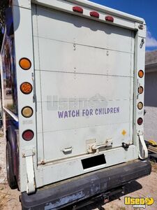 1997 P30 Ice Cream Truck Removable Trailer Hitch Florida Diesel Engine for Sale