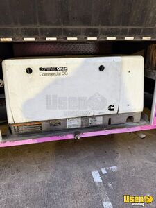 1997 P30 Mobile Hair & Nail Salon Truck Breaker Panel Texas Gas Engine for Sale