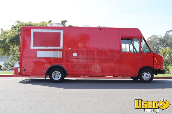 1997 P30 Step Van All-purpose Food Truck All-purpose Food Truck California Gas Engine for Sale