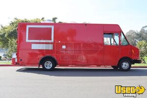 1997 P30 Step Van All-purpose Food Truck All-purpose Food Truck California Gas Engine for Sale