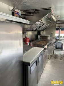 1997 P30 Step Van Kitchen Food Truck All-purpose Food Truck Chargrill Vermont for Sale