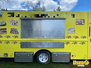 1997 P30 Step Van Kitchen Food Truck All-purpose Food Truck Concession Window Massachusetts Diesel Engine for Sale