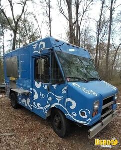 1997 P30 Step Van Kitchen Food Truck All-purpose Food Truck Delaware Diesel Engine for Sale