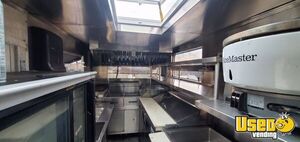 1997 P30 Step Van Kitchen Food Truck All-purpose Food Truck Fryer District Of Columbia Diesel Engine for Sale