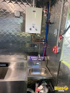 1997 P30 Step Van Kitchen Food Truck All-purpose Food Truck Hot Water Heater Massachusetts Diesel Engine for Sale