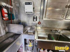 1997 P30 Step Van Kitchen Food Truck All-purpose Food Truck Pos System Colorado Diesel Engine for Sale