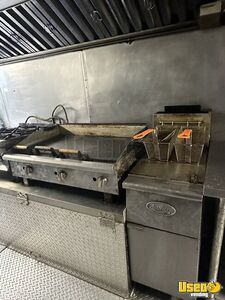 1997 P30 Step Van Kitchen Food Truck All-purpose Food Truck Stovetop California Gas Engine for Sale