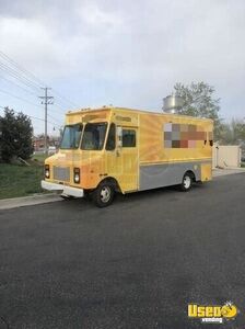 1997 P30 Step Van Kitchen Food Truck All-purpose Food Truck Utah Gas Engine for Sale