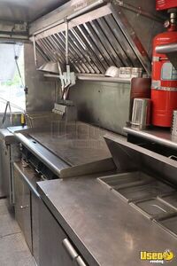 1997 P35 All-purpose Food Truck Diamond Plated Aluminum Flooring District Of Columbia Diesel Engine for Sale