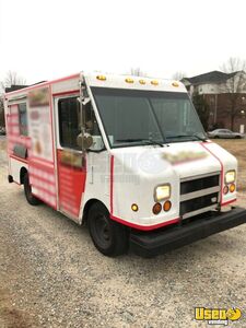 1997 P3500 Kitchen Food Truck All-purpose Food Truck Concession Window Virginia Diesel Engine for Sale