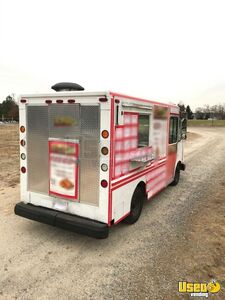 1997 P3500 Kitchen Food Truck All-purpose Food Truck Stainless Steel Wall Covers Virginia Diesel Engine for Sale