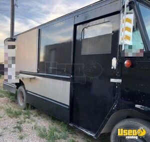1997 Step Van Kitchen Food Truck All-purpose Food Truck Air Conditioning New Mexico Gas Engine for Sale
