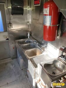 1997 Step Van Kitchen Food Truck All-purpose Food Truck Exhaust Hood Maryland Diesel Engine for Sale