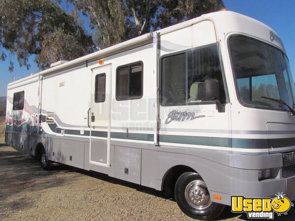 1997 Storm 33 Motorhome Bus Motorhome California for Sale