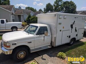 1997 Super Duty Pet Care / Veterinary Truck Kentucky Diesel Engine for Sale