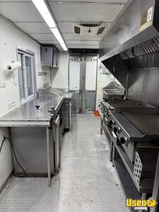 1997 T 444e Taco Food Truck Prep Station Cooler Tennessee Diesel Engine for Sale