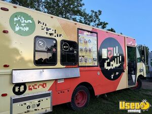 1997 Van All-purpose Food Truck Concession Window Michigan Diesel Engine for Sale