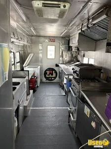 1997 Van All-purpose Food Truck Electrical Outlets Michigan Diesel Engine for Sale