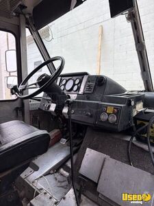 1997 Van All-purpose Food Truck Oven Michigan Diesel Engine for Sale