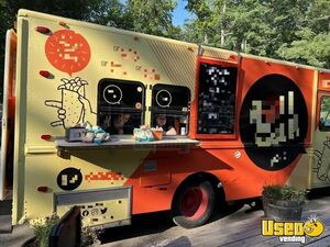 1997 Van All-purpose Food Truck Pro Fire Suppression System Michigan Diesel Engine for Sale