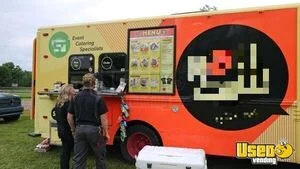 1997 Van All-purpose Food Truck Stainless Steel Wall Covers Michigan Diesel Engine for Sale