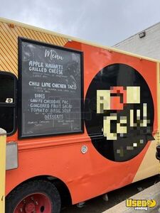 1997 Van All-purpose Food Truck Stovetop Michigan Diesel Engine for Sale