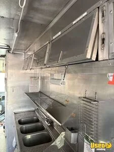 1997 Van All-purpose Food Truck Triple Sink Michigan Diesel Engine for Sale