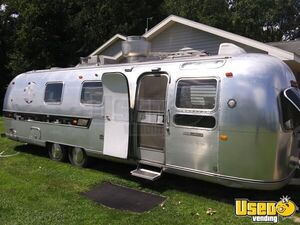 19972 Airstream 34' Kitchen Concession Trailer Kitchen Food Trailer Michigan Diesel Engine for Sale