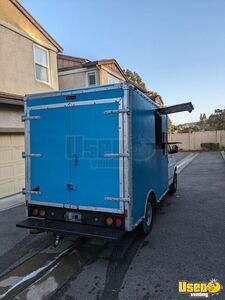 1998 3500 Coffee & Beverage Truck Removable Trailer Hitch California Gas Engine for Sale