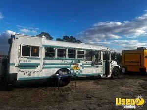1998 3800 T444e All-purpose Food Truck North Carolina Diesel Engine for Sale