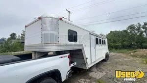 1998 4-horse Lq Trailers 4-horse Lq Trailer Refrigerator Ohio for Sale