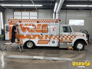 1998 4700 Vols Tailgate Shuttle Bus Shuttle Bus Air Conditioning Tennessee Diesel Engine for Sale