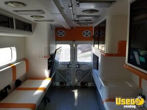 1998 4700 Vols Tailgate Shuttle Bus Shuttle Bus Electrical Outlets Tennessee Diesel Engine for Sale