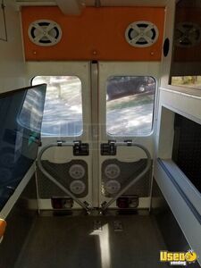 1998 4700 Vols Tailgate Shuttle Bus Shuttle Bus Sound System Tennessee Diesel Engine for Sale