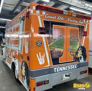 1998 4700 Vols Tailgate Shuttle Bus Shuttle Bus Stainless Steel Wall Covers Tennessee Diesel Engine for Sale