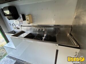 1998 Chassis M Line Walk- All-purpose Food Truck Flatgrill Indiana Diesel Engine for Sale