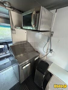 1998 Chassis M Line Walk- All-purpose Food Truck Shore Power Cord Indiana Diesel Engine for Sale